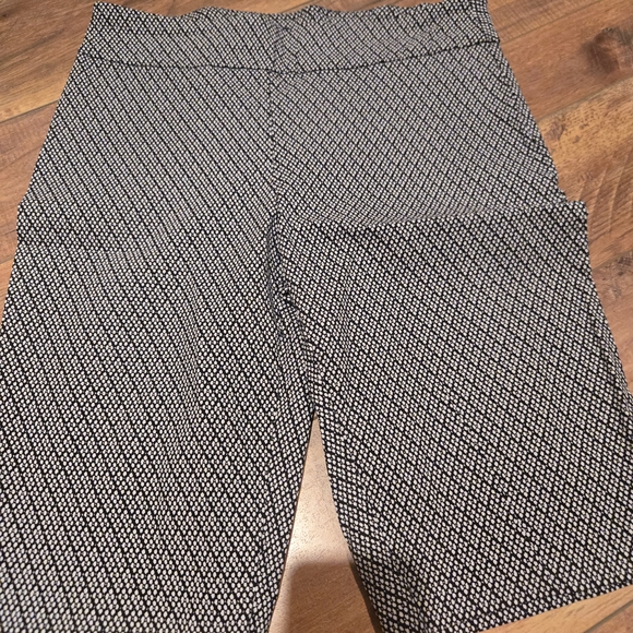 Counterparts Black and White Geometric Shorts - Picture 1 of 3